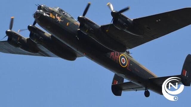 Flypast laatste vliegwaardige LANCASTER-bommenwerper van Battle of Britain Memorial Flight : uniek