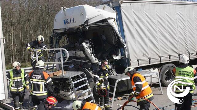 E313 : opnieuw zwaar ongeval aan Herentals-Industrie, nu met Litouwse chauffeur
