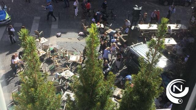 Voertuig rijdt in op mensen in Duitse stad Münster, 3 doden en 20 gewonden 