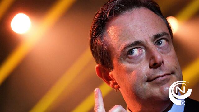  Bart De Wever: 'Theo Francken is een flinke kerel die lid is van een flinke partij'