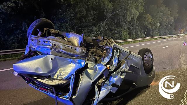 E313 : 3 gewonden bij zwaar ongeval met 3 voertuigen ter hoogte van Olen/Herentals-Oost, en later ongevallen in de file - extra foto's