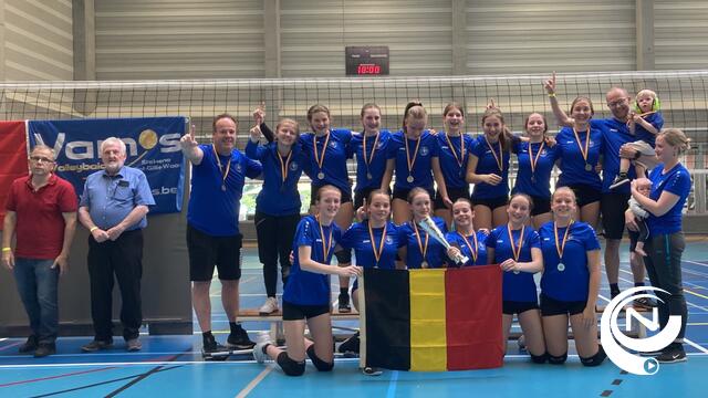 U15 meisjes Olvoc Olen Belgisch kampioen volleybal