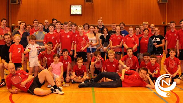 Jeugd Herentalse Badmintonclub organiseert fijn 'mama–papa tornooi'