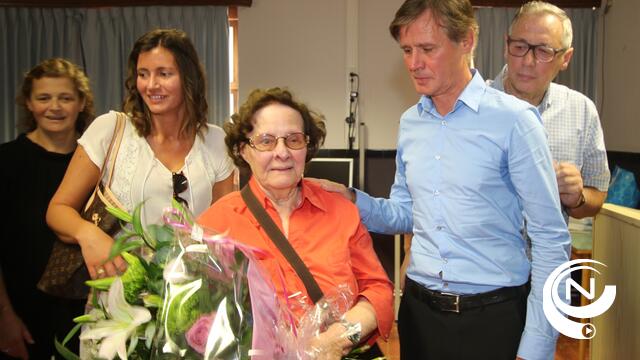 DTL-directeur Hugo Van Grieken & mama Martha in de bloemen