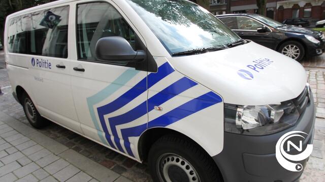 2 inspecteurs politie Neteland gewond en werkonbekwaam na ongeval op kruispunt Bergense Steenweg-Ristenstraat Herenthout