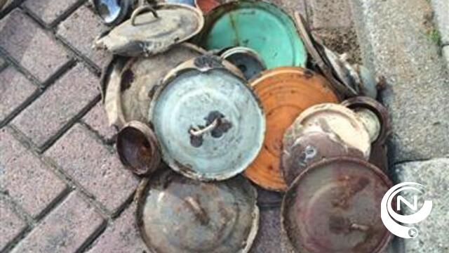 'Mannen van den elentriek vinden oorlogsbuit in Rode Kruisstraat, en maar duvelen'