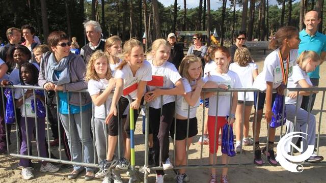 1.000 leerlingen op geslaagde scholenveldloop in  sportief Lille 