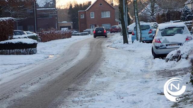 Sneeuw, regen en ijzel zorgen voor spekgladde wegen 