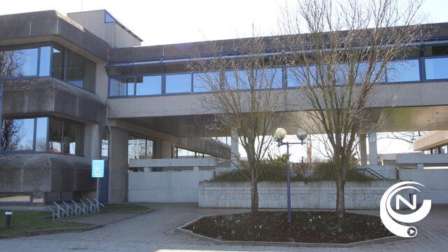 'Vlaams Belang Herentals dient 2 officiële klachten in tegen stadsbestuur Herentals en Algemeen Directeur wegens ernstige aantasting van democratische werking'