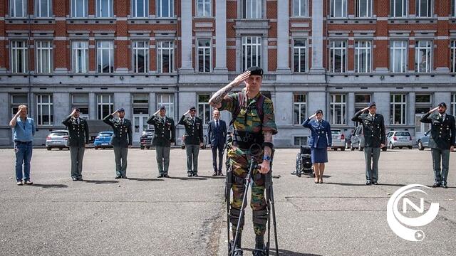 To Walk Again-revalidant Jurgen ontvangt cheque €19.000 van Koninklijke Militaire School