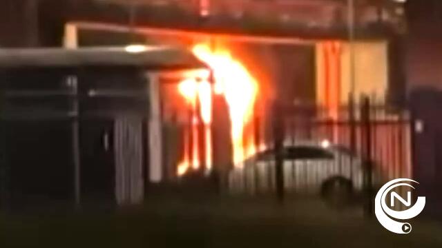 Zware explosie en brand bij Umicore Olen na botsing tegen waterstofflessen,  vrouw (49) in levensgevaar  - UPDATE Umicore