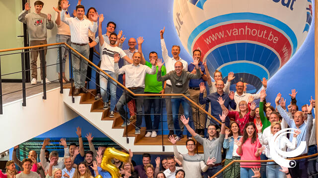 Medewerkers van de  Vanhout hoofdzetel in Geel