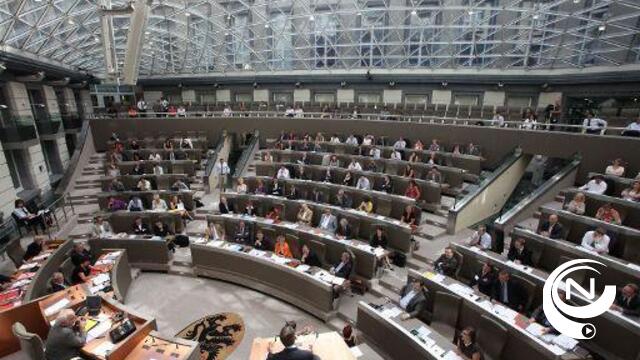 Vlaams regeerakkoord rond : ministerposten verdeeld