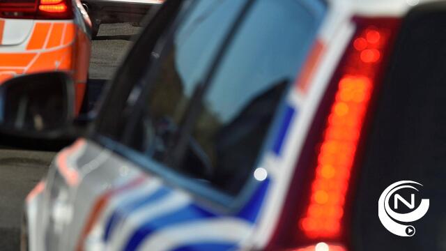 E313 in Herentals versperd na ongeval met vrachtwagen : verkeer kan via pechstrook doorrijden
