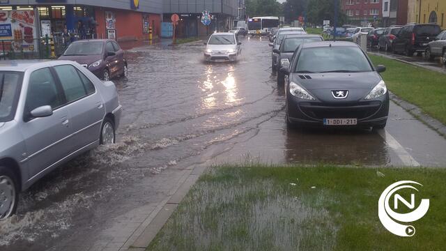 Hevig onweer met felle regenvlagen zet straten blank in Herenthout, Herentals en Lier 
