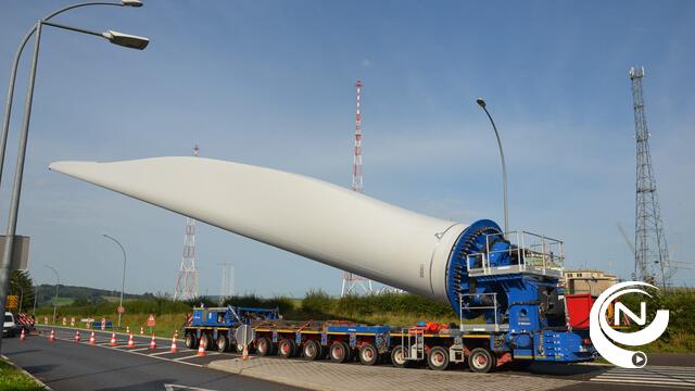 Nachtelijk transport van nieuwe windturbine Umicore Olen