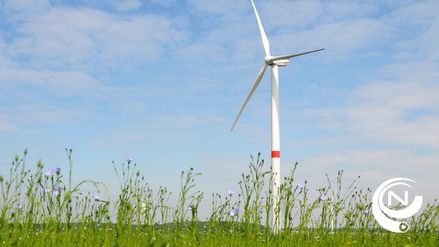Bladel plant vier windturbines nabij grensovergang E34