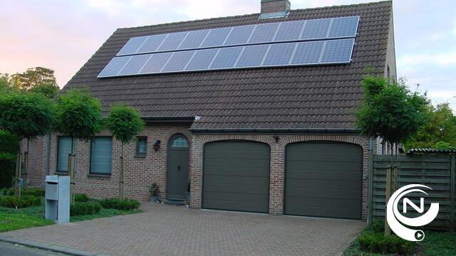  Vlaanderen voert de premie voor zonnepanelen weer in, "maar fouten uit het verleden niet herhalen"