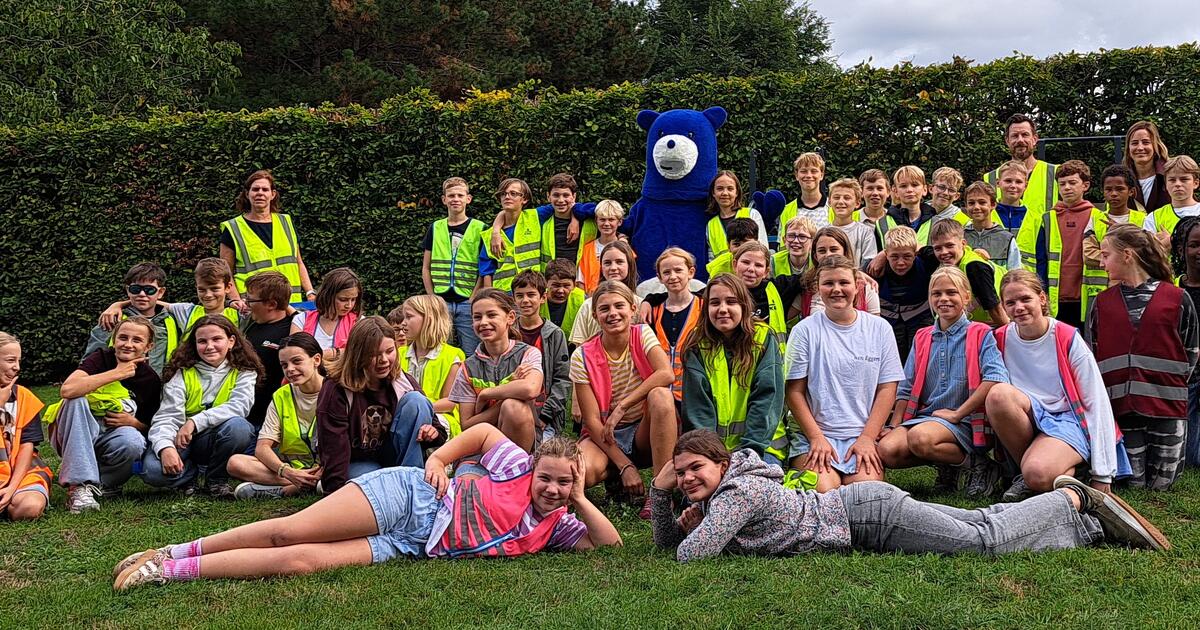 Alle kinderen zijn klaar voor de Warme William wandeling