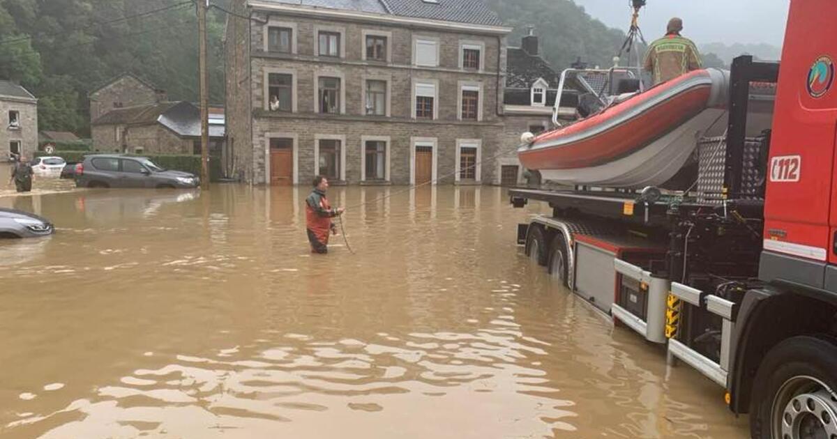 Foto : brandweer Kempen hulp bij overstromingen in Wallonië